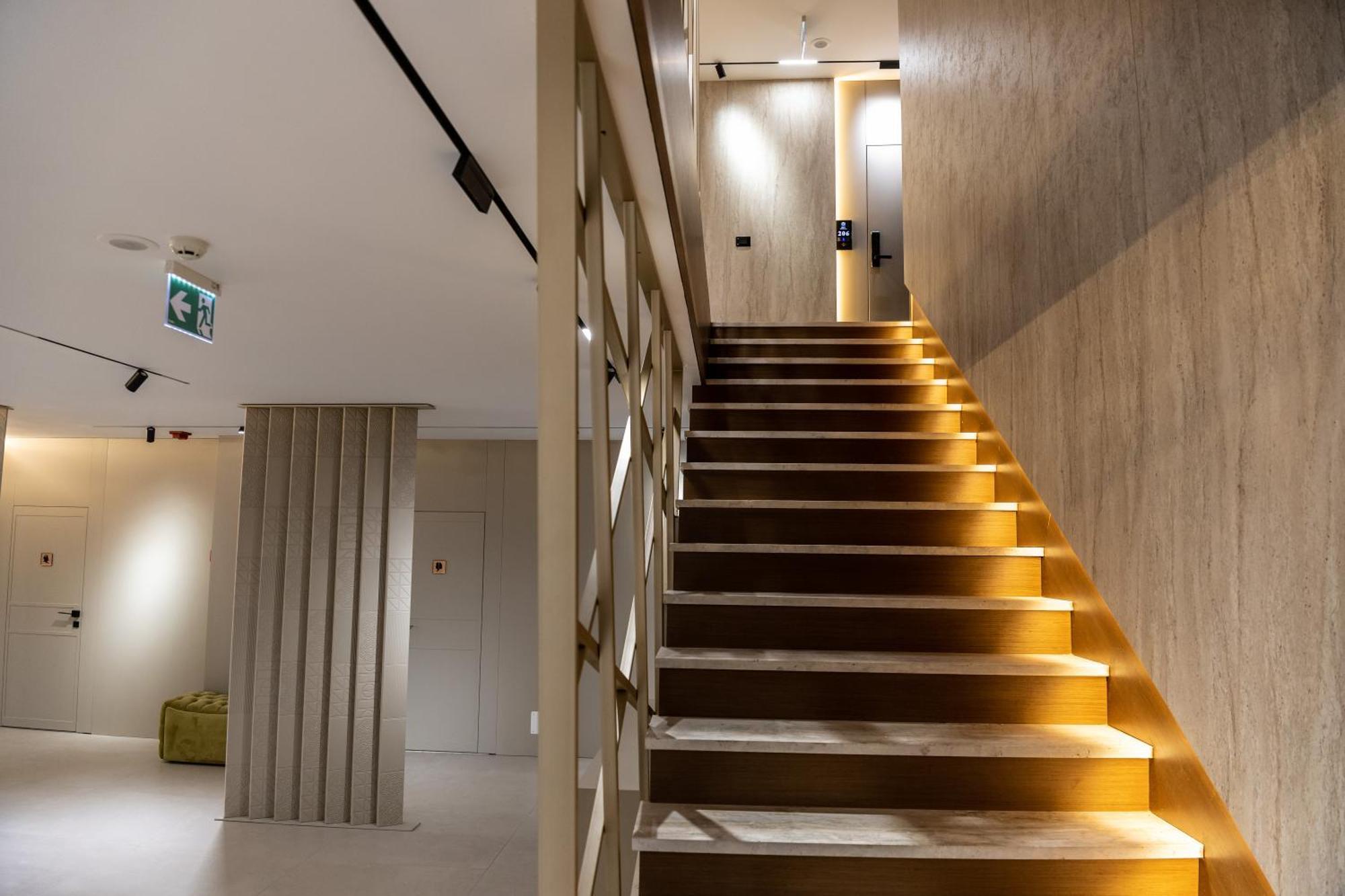 Bolt Boutique Hotel Lezhë Exteriör bild