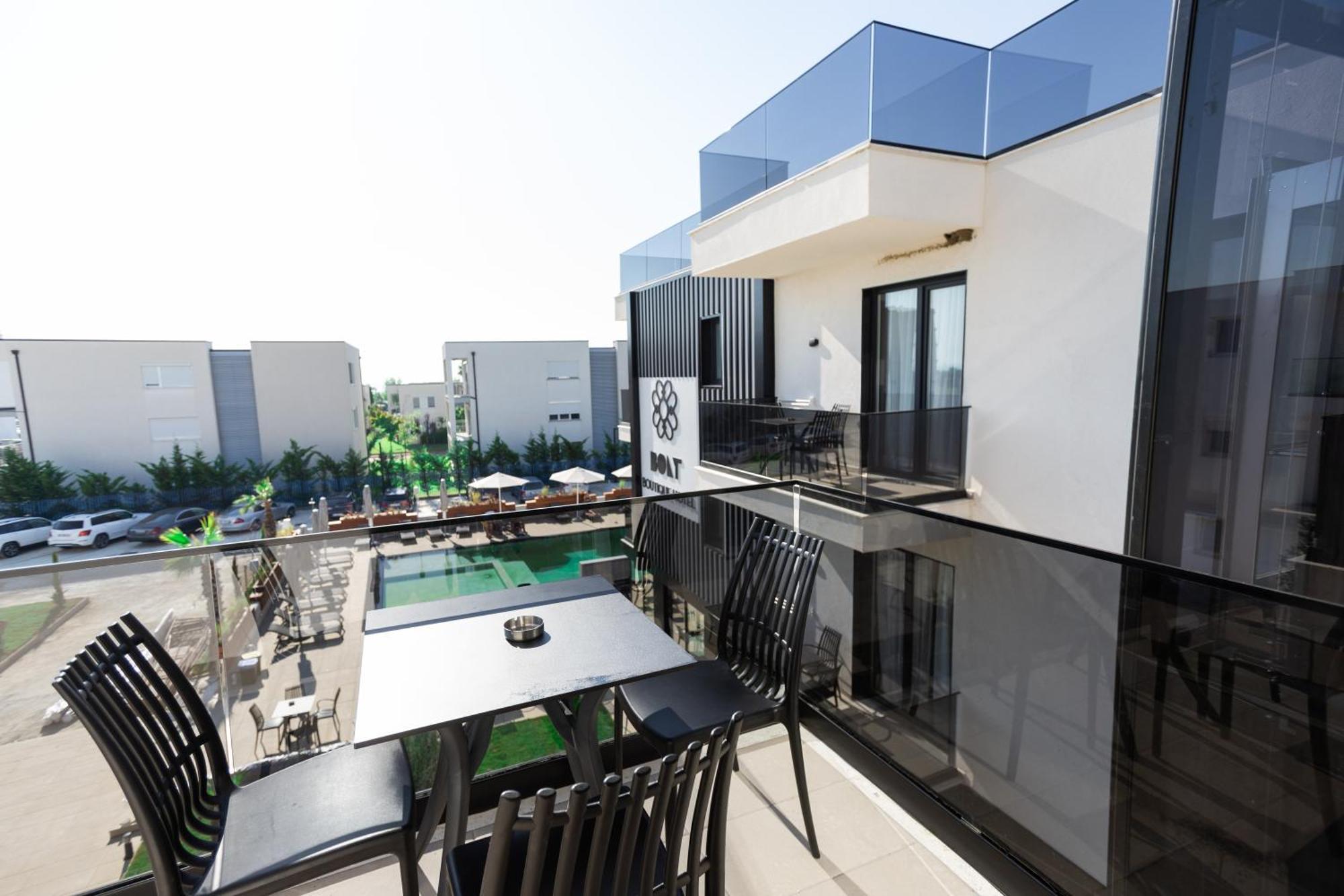 Bolt Boutique Hotel Lezhë Exteriör bild
