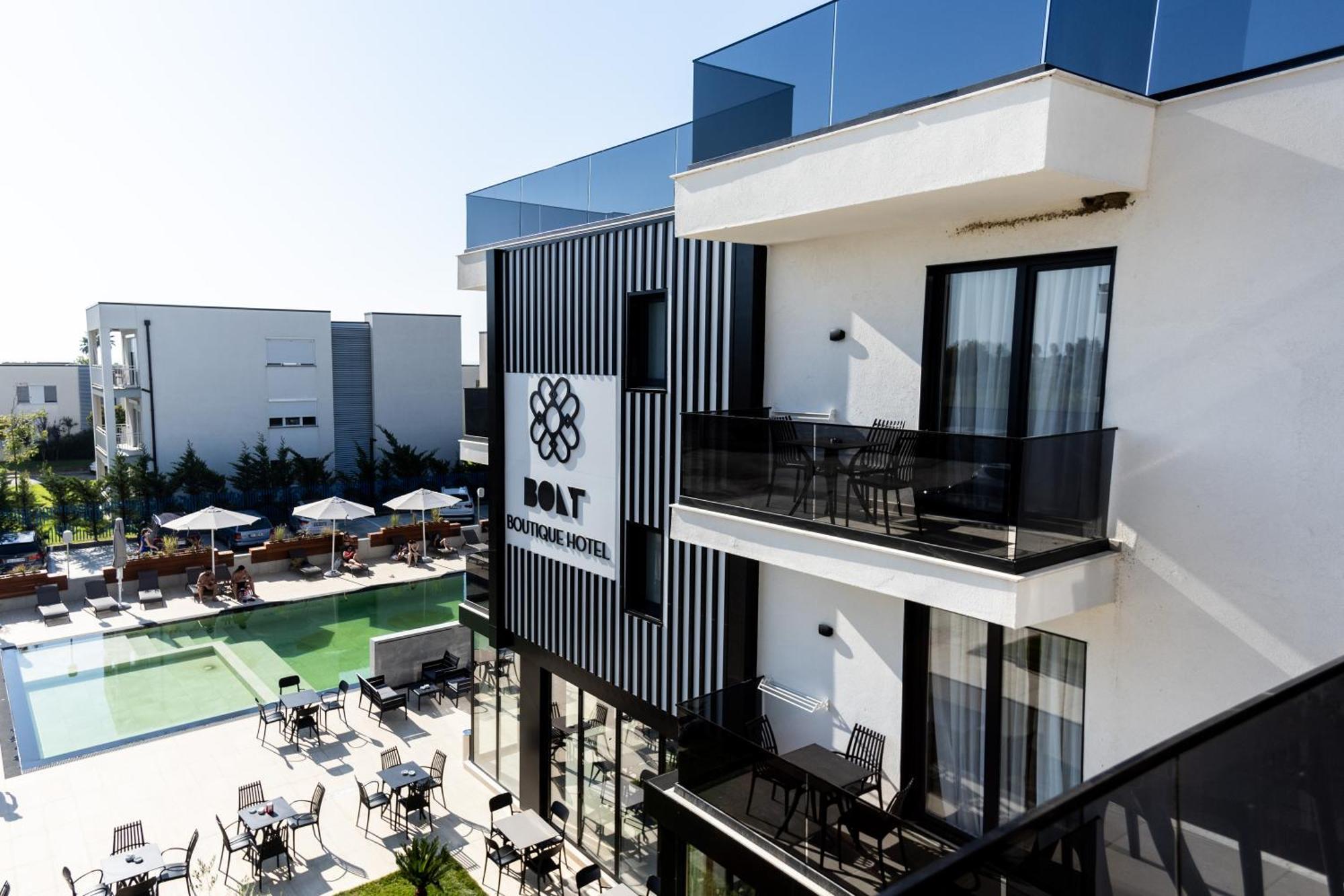 Bolt Boutique Hotel Lezhë Exteriör bild